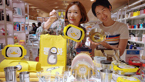 롯데백화점 “펭수와 함께 나들이 가요”