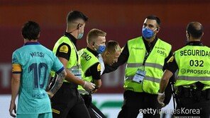 프리메라리가 사무국 “무관중 속 경기장 난입 법적 책임 묻겠다”