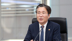 성윤모 “車 생산 미·독·프보다 선방…유동성 위기 극복할 것”