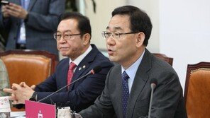 주호영 “박병석 의장, 중립 못 지키면 헌정사 오점 남기는 것”