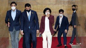 15일 반드시 처리하겠다던 朴의장 “국민·국가 중심, 약속 지킨다”