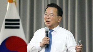 김부겸 “김여정 너무 나갔지만 대화 절박하다는 신호…남북정상 만나길”