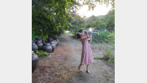 차예련, 딸 인아와 행복한 ‘현실 육아’ 일상