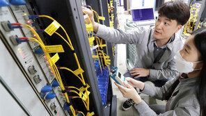 ‘언택트’ 선도 위해… ICT기업들 “베테랑 엔지니어 모셔라”