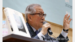 정세현 “北보다 美특사 먼저…남북합의 이행여건 만들어야”