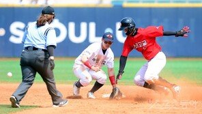 [포토] 한기찬 ‘여유있는 2루 도루!’