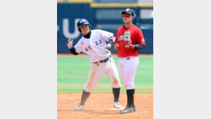 [포토] 정준원 ‘타점 올리고 세리머니~’