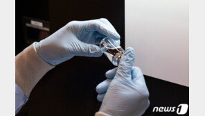 FDA “렘데시비르, 클로로퀸과 함께 복용하면 약효 떨어져”