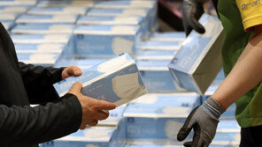 비말차단, 공적마스크서 계속 제외…“수출도 금지”