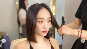 카라 출신 니콜, 반가운 근황… 물오른 청초+섹시 미모