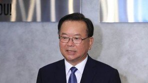 김부겸 “무력은 안 돼…文대통령·김정은 달려가 만나야”