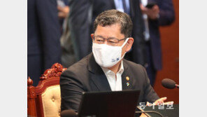 김연철 통일부장관 사의…“남북관계 악화 책임”