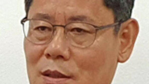 김연철 통일장관 사의 “남북관계 악화 책임”