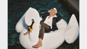 “혼돈에 빠진 세계, 음악으로 위안 주고 싶어”