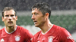 올해는 레반도프스키