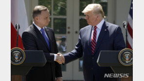 트럼프, 폴란드 대통령과 백악관 회담…미군 증원 발표하나