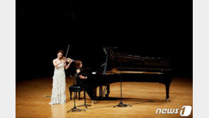 4년만의 재회한 선후배…손열음·클라라 주미 강 무대 오른다