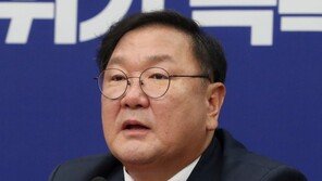 김태년 “연평도 포격 당시 민주, 장외투쟁 접어…이제 통합당 차례”