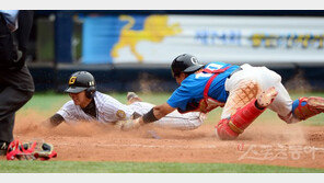 [포토] 김중원 ‘이걸로 1점 차야!’