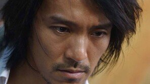 주성치도 코로나19 타격 입었나…1716억원 자택 담보로 대출