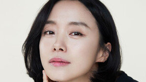 ‘여왕’ 전도연, 안방극장·스크린 동시 공략