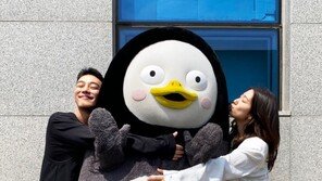 ‘#살아있다’ 유아인x박신혜, 펭수와 특급 콜라보…21일 공개