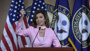 美민주, 볼턴 의회 증언 추진…“국민 알권리 있다”