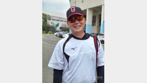 ’창단 첫 4강’ 매년 역사 쓰는 김해고, 박무승 감독 밀당 리더십