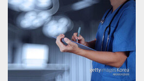 강남 성형외과 男 간호조무사…마취 환자 성추행 혐의 입건