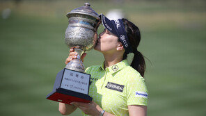 유소연, 김효주 꺾고 한국여자오픈 첫 우승…KLPGA 통산 10승