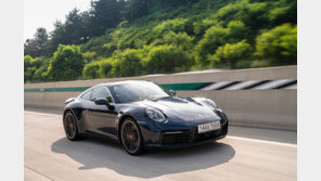 [원성열 기자의 CAR & TRACK] 스포츠카는 승차감이 별로라고? ‘911’은 달라!