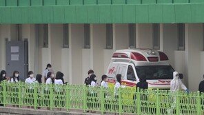 에어컨 때문? 식당서 5분만 같이 머물렀는데 감염