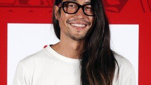 류승범 득녀…“10세 연하 외국인 예비신부 지난주 출산”