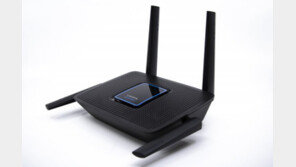 [리뷰] 삼중 와이파이로 속도와 안정성을 잡다, 링크시스 MR9000X 