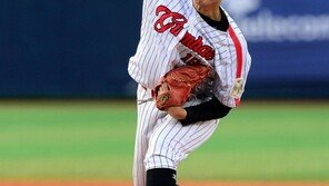 [포토] 김유성 ‘위기를 넘기고 역전 가자!’