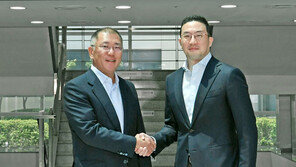 [비즈 프리즘] 정의선-구광모 첫 회동…‘배터리 동맹’ 가속페달