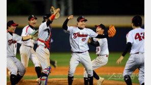[포토] 김해고 ‘강릉고 꺾고 창단 첫 우승!’
