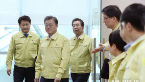 文대통령, 23일 수도권 방역 점검…박원순·이재명 등 참석