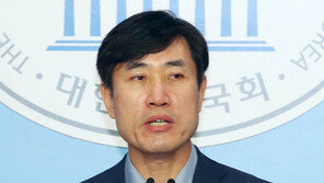 하태경 “노력하는 청년들 호구 돼…文 ‘로또 취업’ 취소하라”