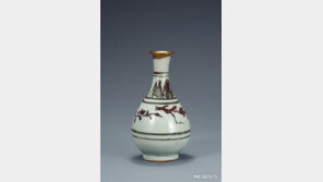 ‘백자 동화매국문 병’, 46년 만에 국보 지정 해제…왜?