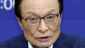 이해찬 “8월 전당대회, 민주당 거듭나는 계기 돼야”
