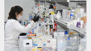 ‘코로나 19’ 혈장치료제 만들겠다더니…연구비 고작 3억 책정