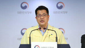 23일 오후 6시부터 뷔페도 고위험시설…음식 담을 땐 마스크 써야