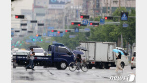 [날씨]24일 ‘장마철’ 전국 비 소식…낮 21~27도 더위 주춤