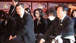 신동빈 회장 해임안, 日서 또 ‘부결’…신동주 반격 또 패배