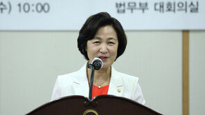 추미애 “자기 편의로 조직 이끌려 법기술 벌여”…윤석열 우회 비판?