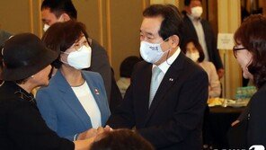 정총리 “초선 의원들, 다른 건 다 배워도 싸움은 안 배우길”