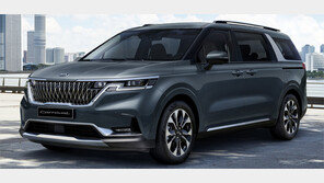 ‘웅장한 볼륨감’ 4세대 카니발 외관 공개