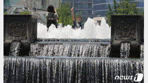 “올 여름 역대 다섯 손가락 안에 드는 더위 올 것”