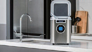 [Kitchen info]WMF, 권우중 셰프와 ‘WMF옥돔찜’ 外